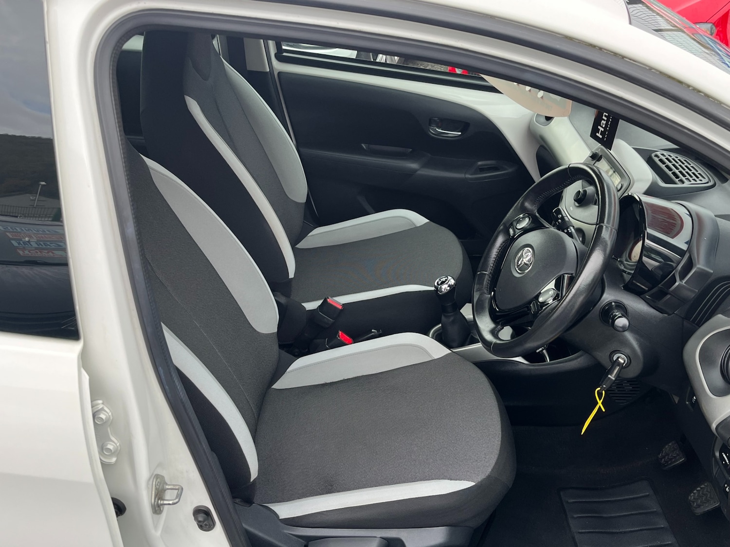 Used Toyota AYGO 2016 for sale - 76507749: Photo 10