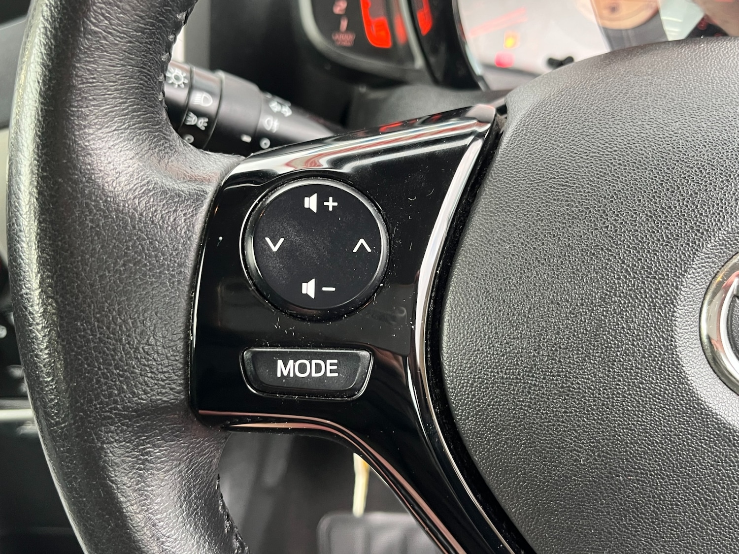 Used Toyota AYGO 2016 for sale - 76507749: Photo 26