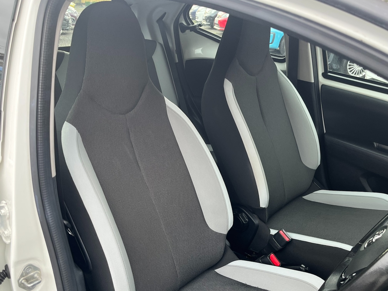 Used Toyota AYGO 2016 for sale - 76507749: Photo 30