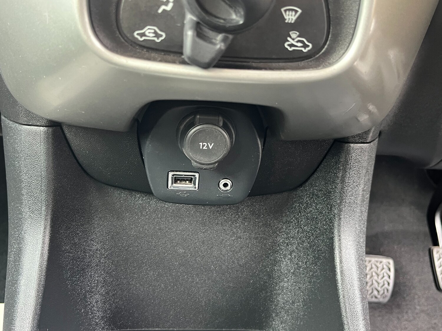 Used Toyota AYGO 2016 for sale - 76507749: Photo 43