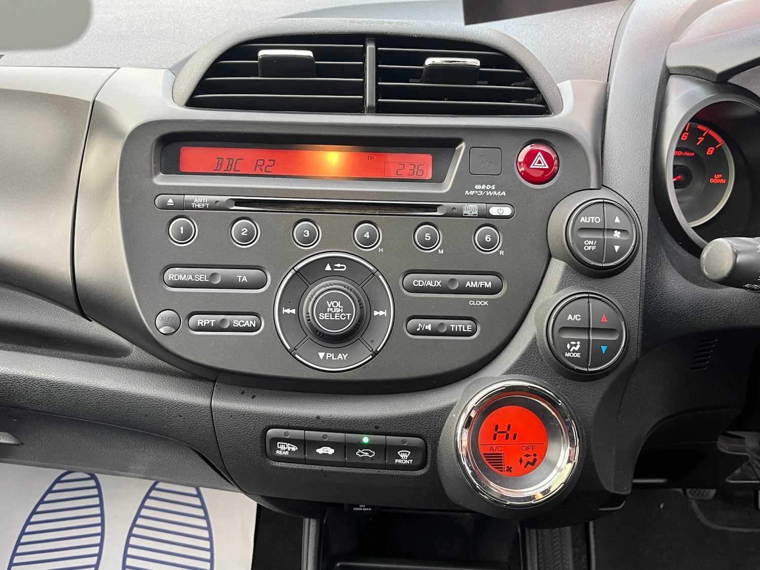 Used Honda Jazz 2012 for sale - 77070852: Photo 20