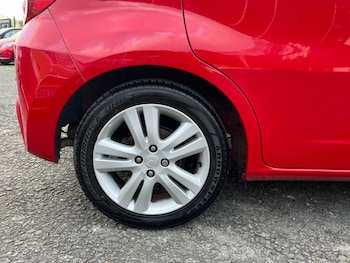 Used Honda Jazz 2012 for sale - 77070852: Photo