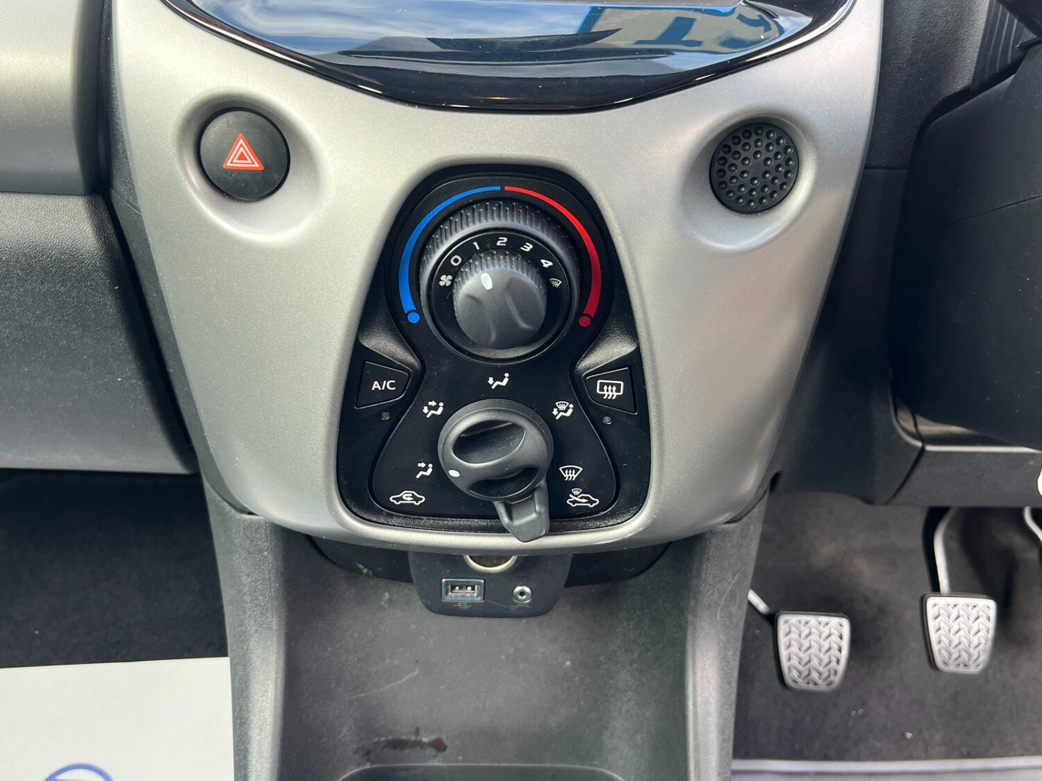 Used Citroen C1 2018 for sale - 76027931: Photo 25