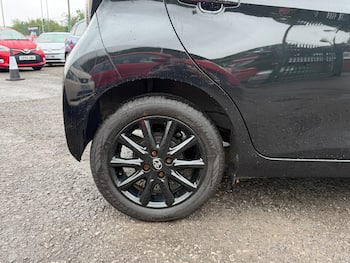 Used Toyota AYGO 2018 for sale - 79705745: Photo