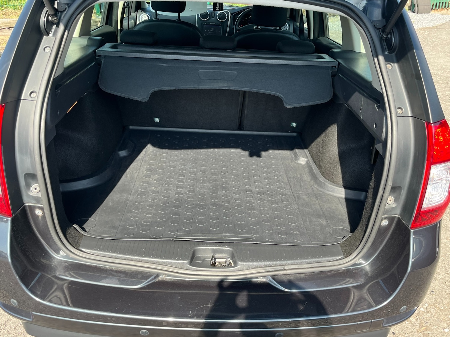 Vehicle 27