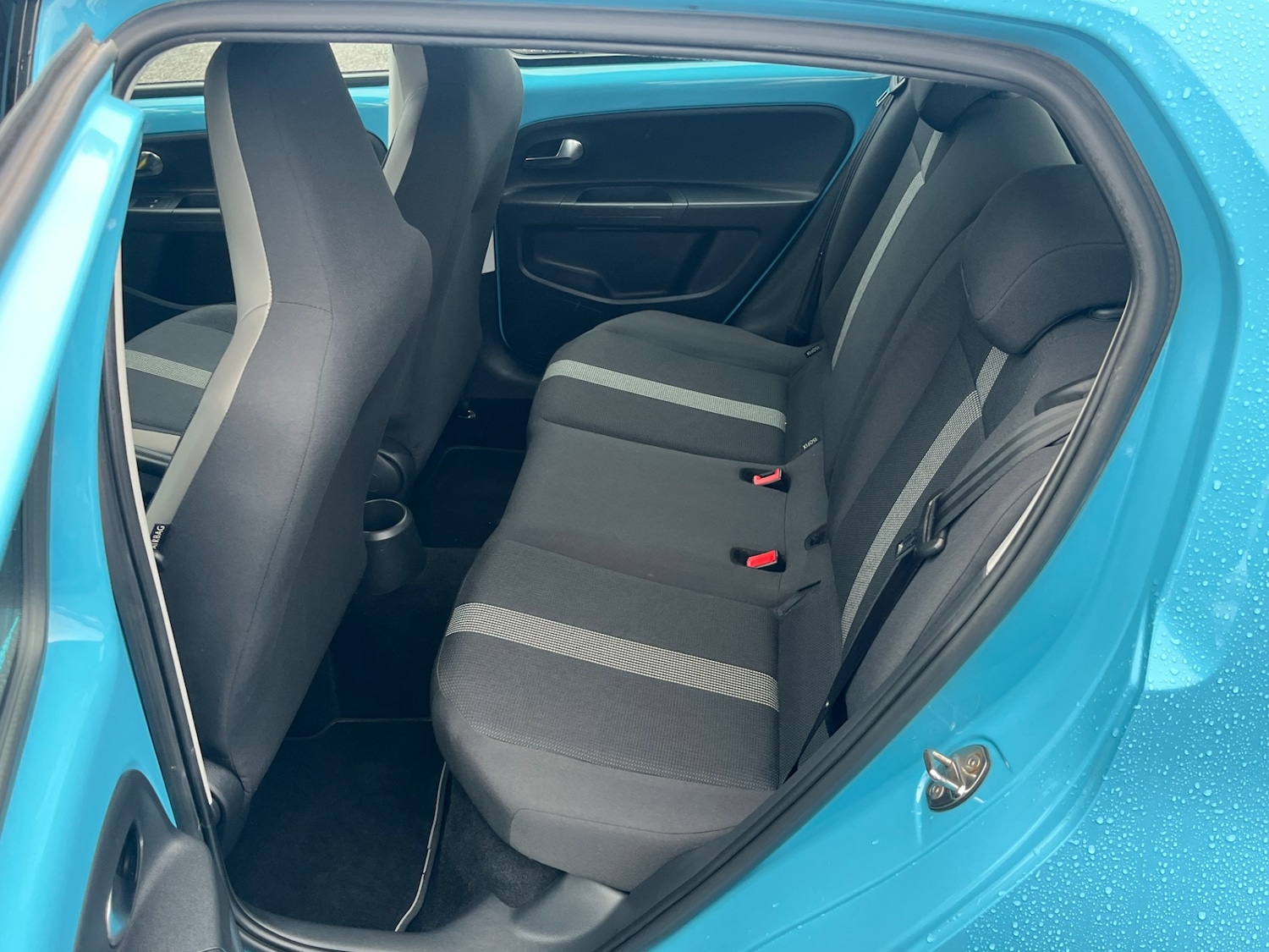 Used Volkswagen up! 2016 for sale - 76526048: Photo 16