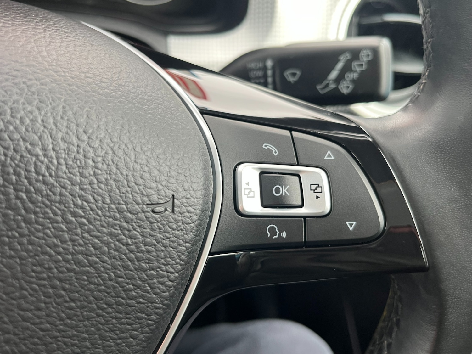 Used Volkswagen up! 2016 for sale - 76526048: Photo 34