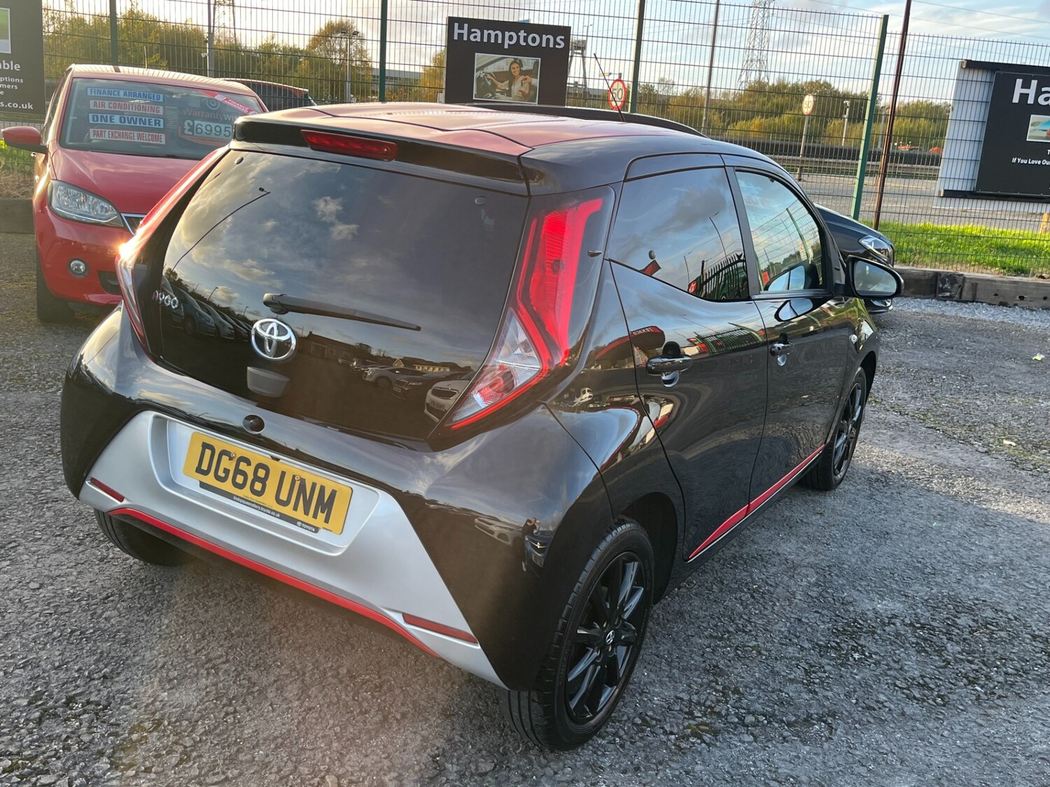 Used Toyota AYGO 2018 for sale - 76393788: Photo 21