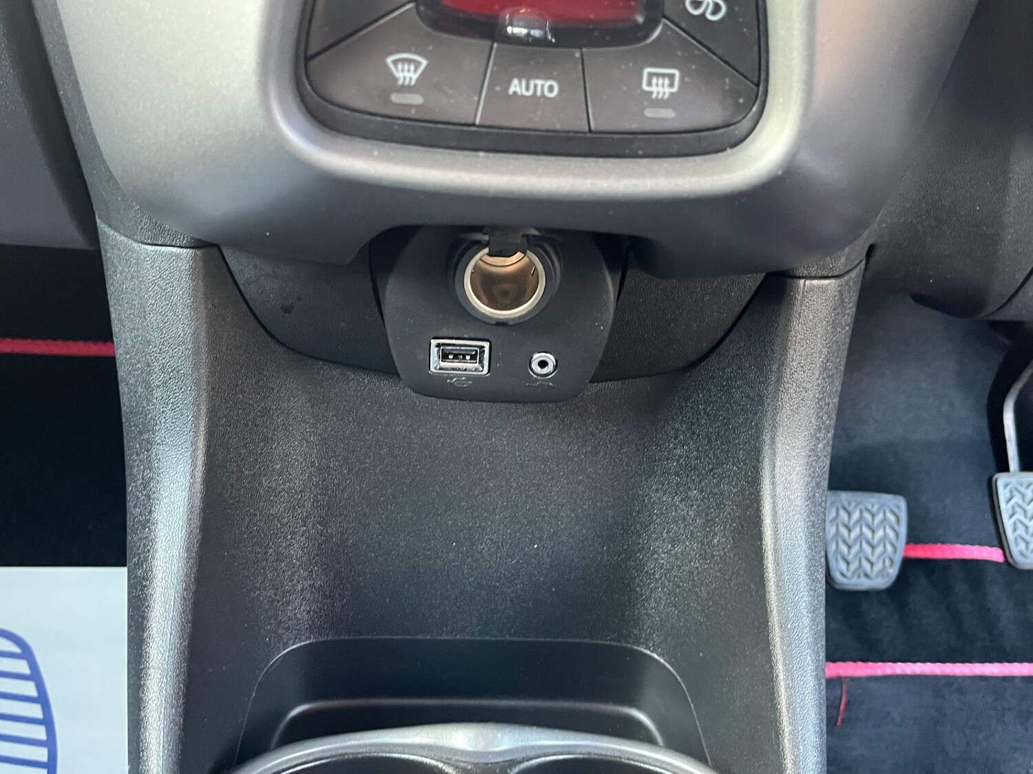 Used Toyota AYGO 2018 for sale - 76393788: Photo 37