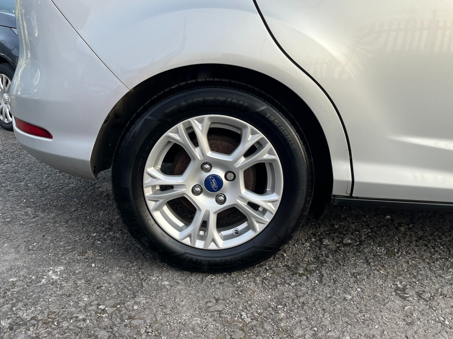 Used Ford B-MAX 2015 for sale - 77980843: Photo 4