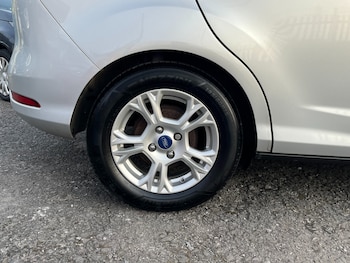 Used Ford B-MAX 2015 for sale - 77980843: Photo