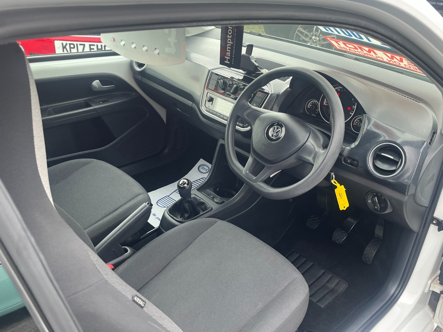 Used Volkswagen up! 2018 for sale - 76196720: Photo 3