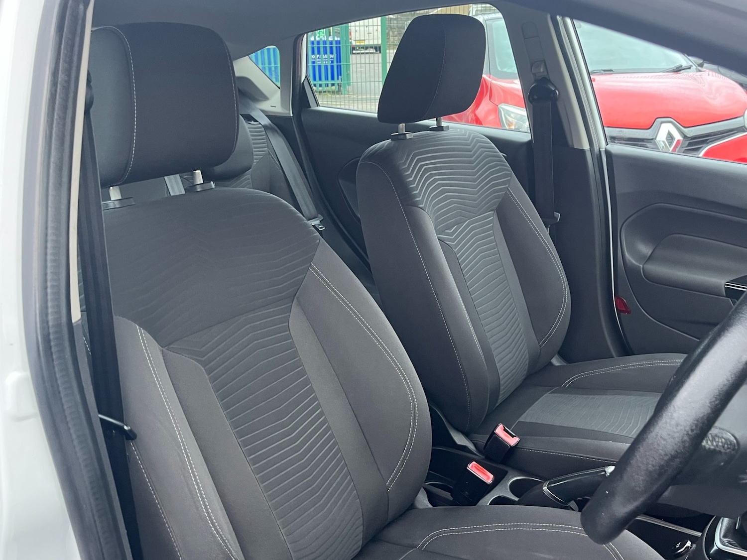 Used Ford Fiesta 2015 for sale - 77318678: Photo 15