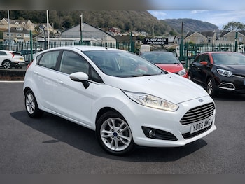2015 (65) - 1.25 82 Zetec 5dr