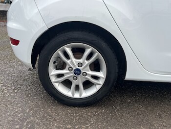 Used Ford Fiesta 2015 for sale - 77318678: Photo