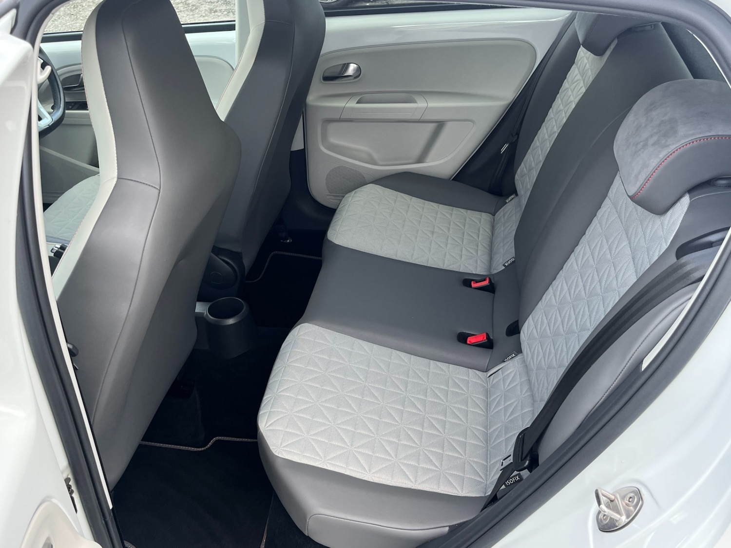 Used Volkswagen up! 2017 for sale - 76249280: Photo 10