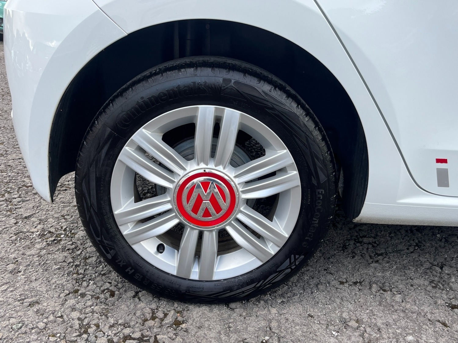 Used Volkswagen up! 2017 for sale - 76249280: Photo 4