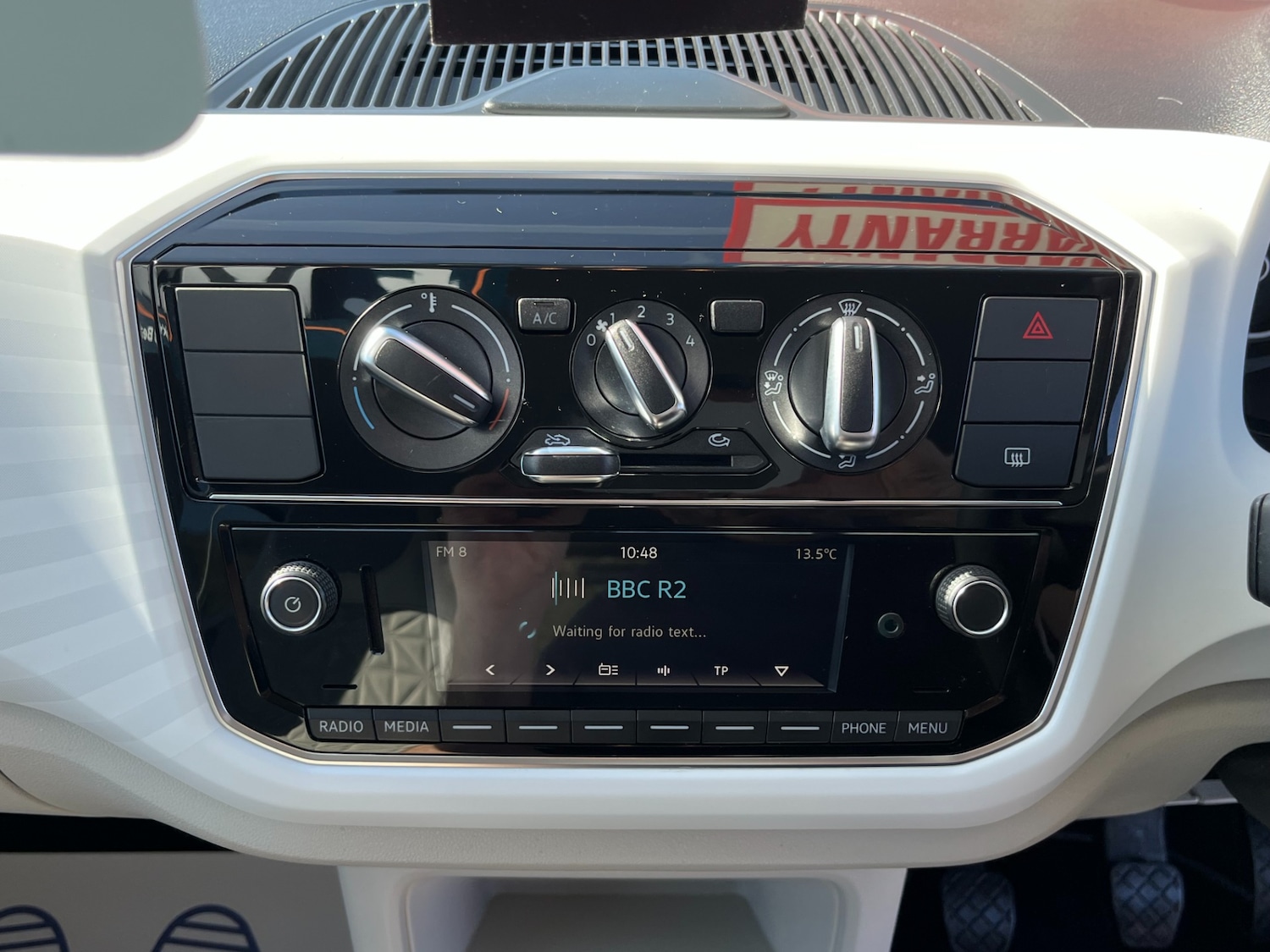 Used Volkswagen up! 2017 for sale - 77950947: Photo 22