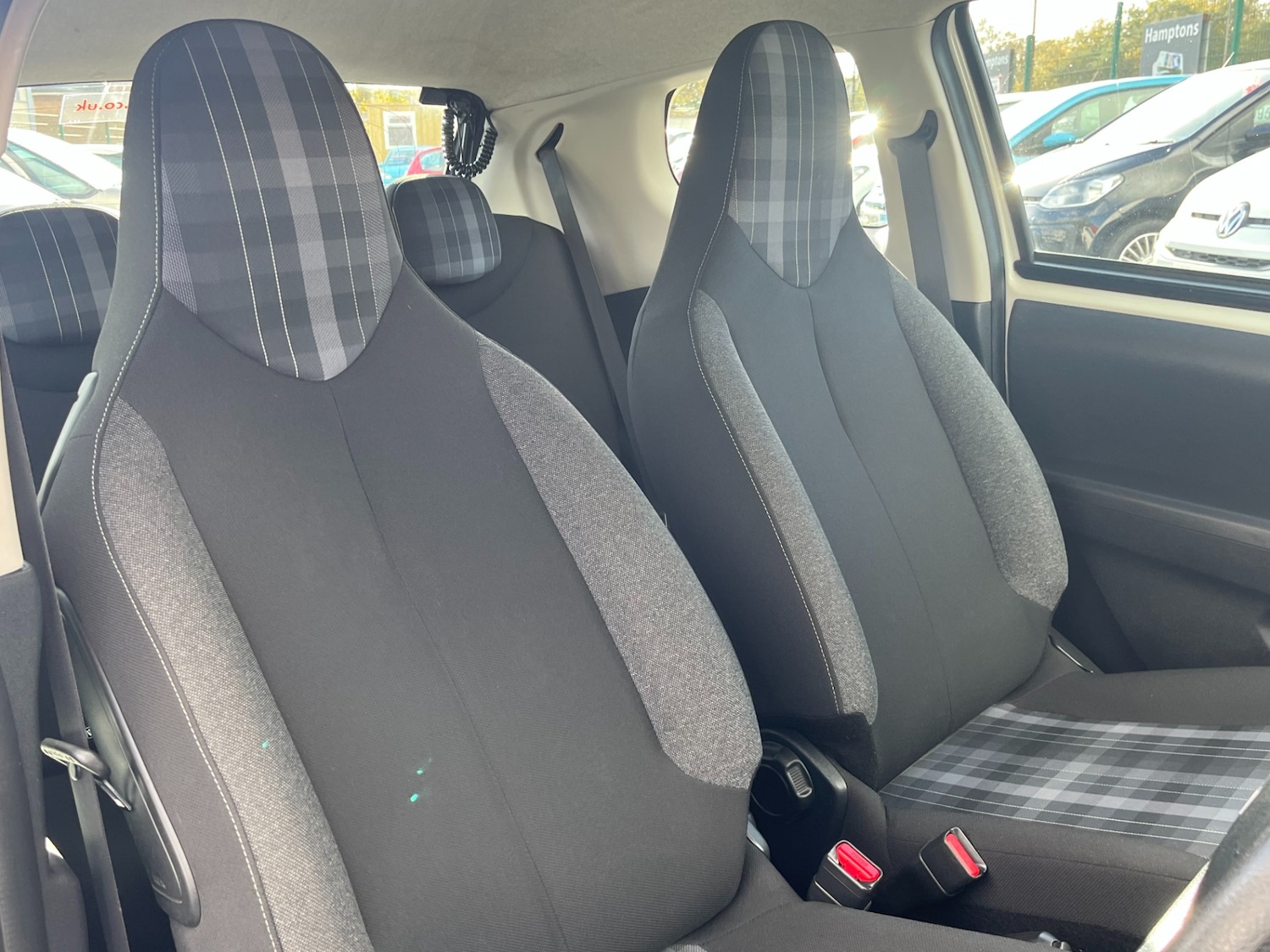 Used Peugeot 108 2018 for sale - 76518013: Photo 18