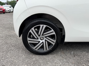 Used Peugeot 108 2016 for sale - 79431786: Photo
