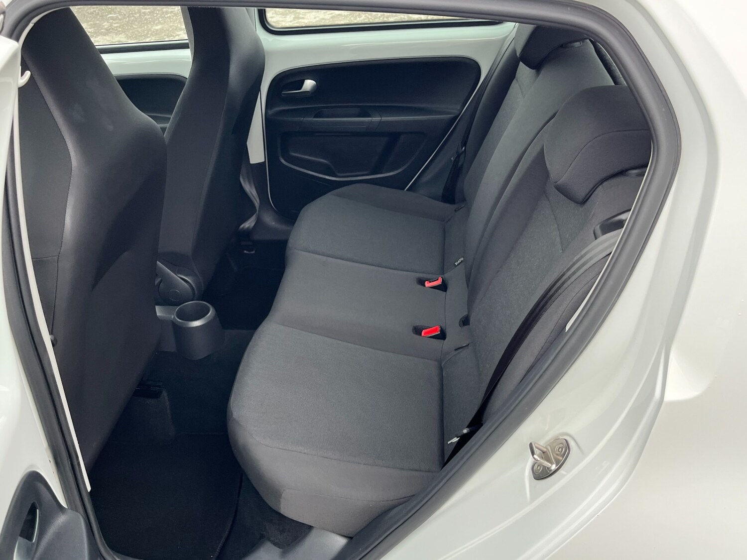 Used Volkswagen up! 2018 for sale - 77765698: Photo 16