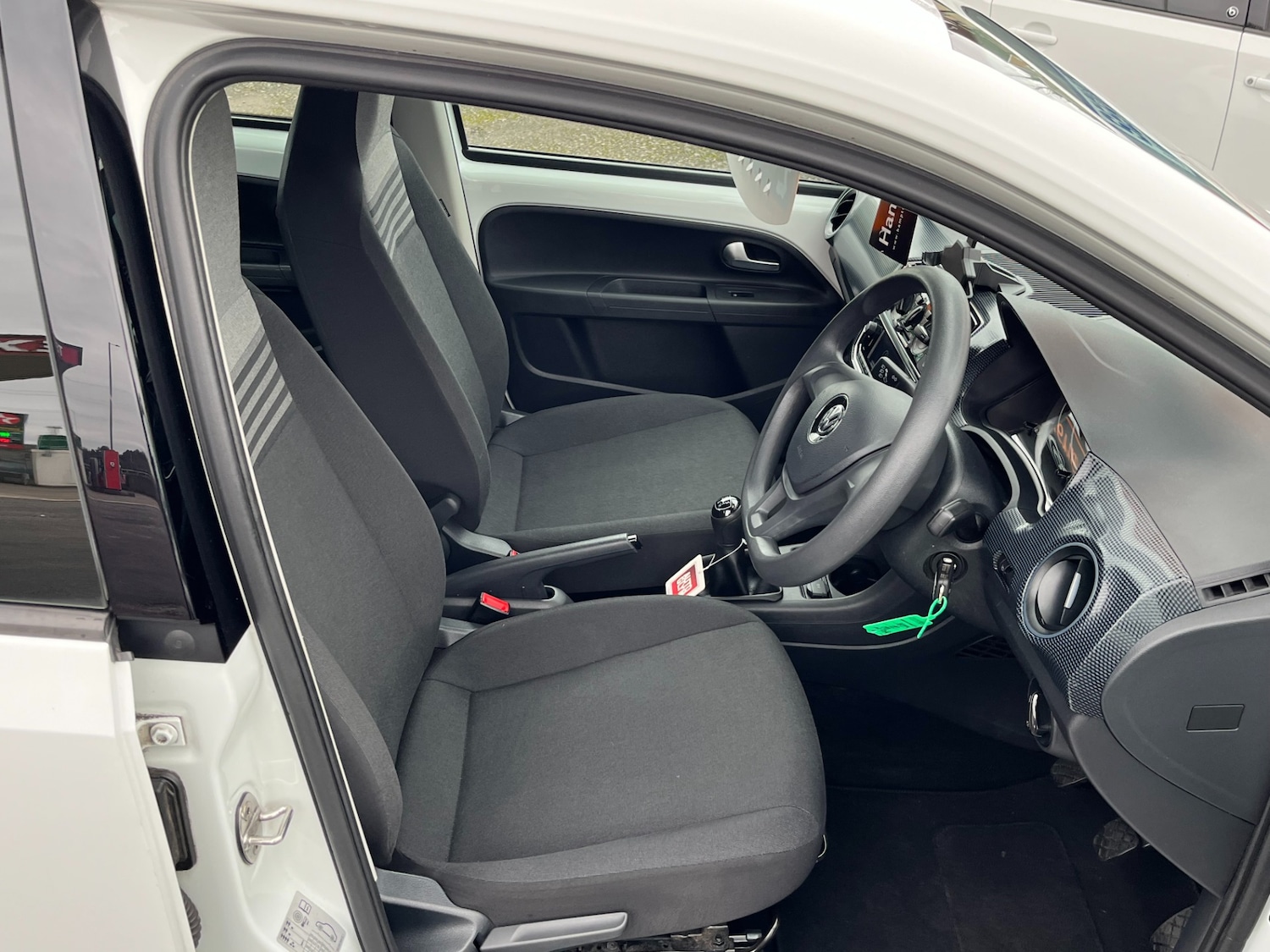 Used Volkswagen up! 2018 for sale - 77765698: Photo 26