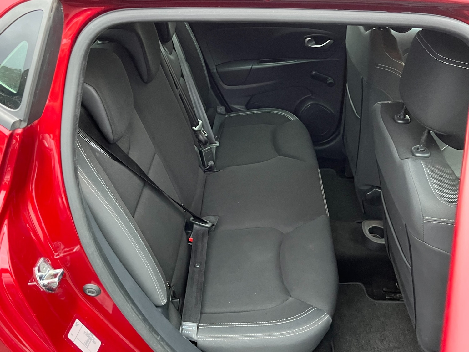 Used Renault Clio 2017 for sale - 76494937: Photo 31