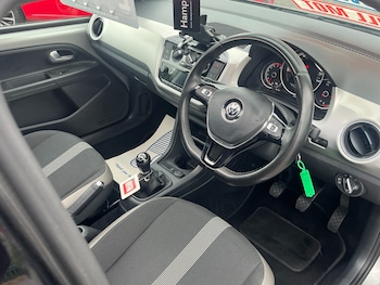 Used Volkswagen up! 2017 for sale - 78267921: Photo