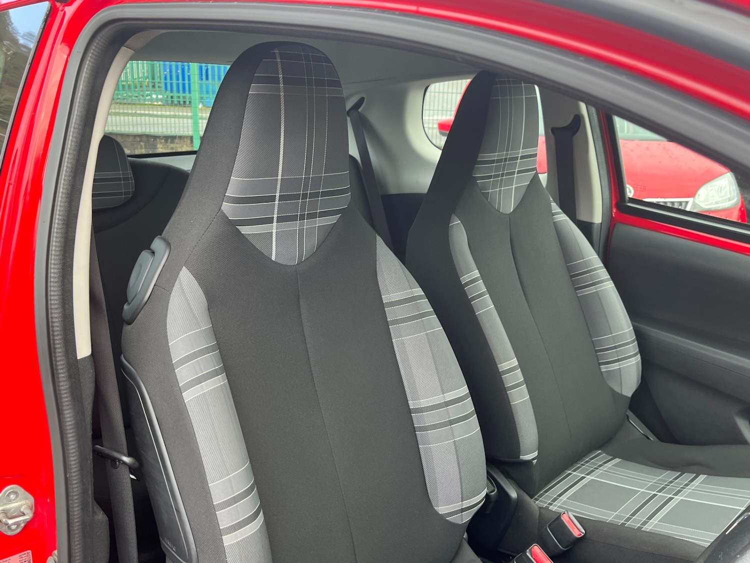 Used Peugeot 108 2016 for sale - 77532287: Photo 28