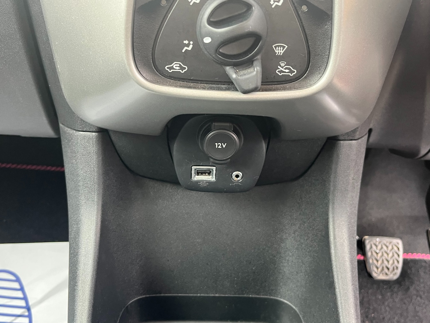 Used Peugeot 108 2016 for sale - 77532287: Photo 30