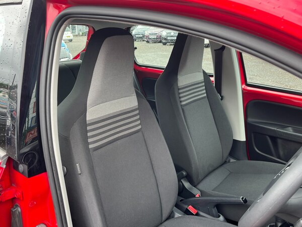 Used Volkswagen up! 2018 for sale - 75728043: Photo 23