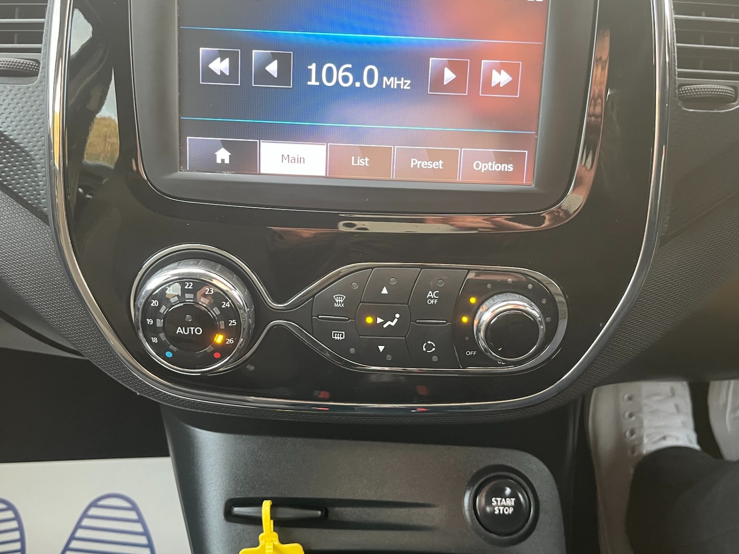 Used Renault Captur 2015 for sale - 77399369: Photo 13