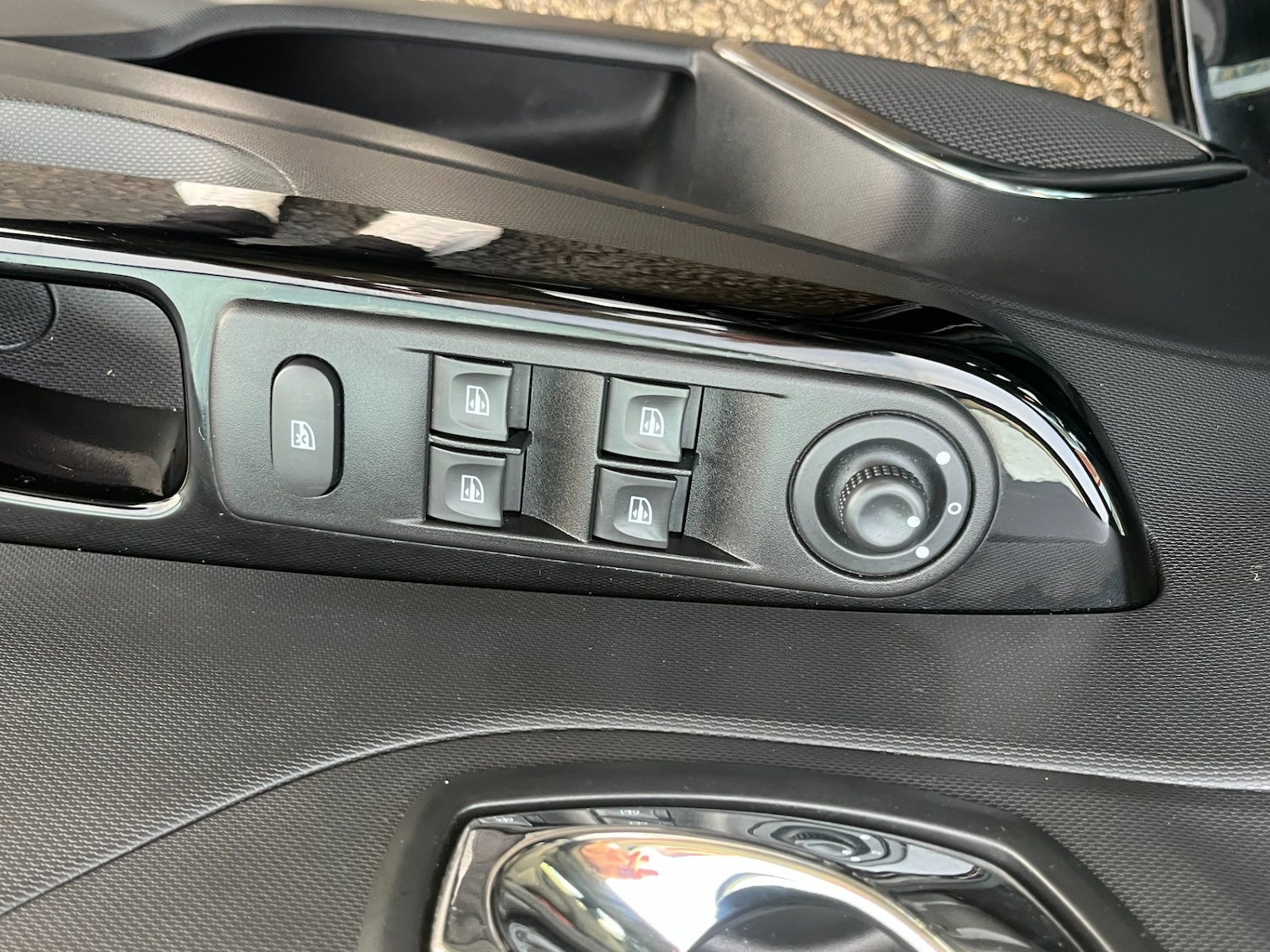 Used Renault Captur 2015 for sale - 77399369: Photo 17