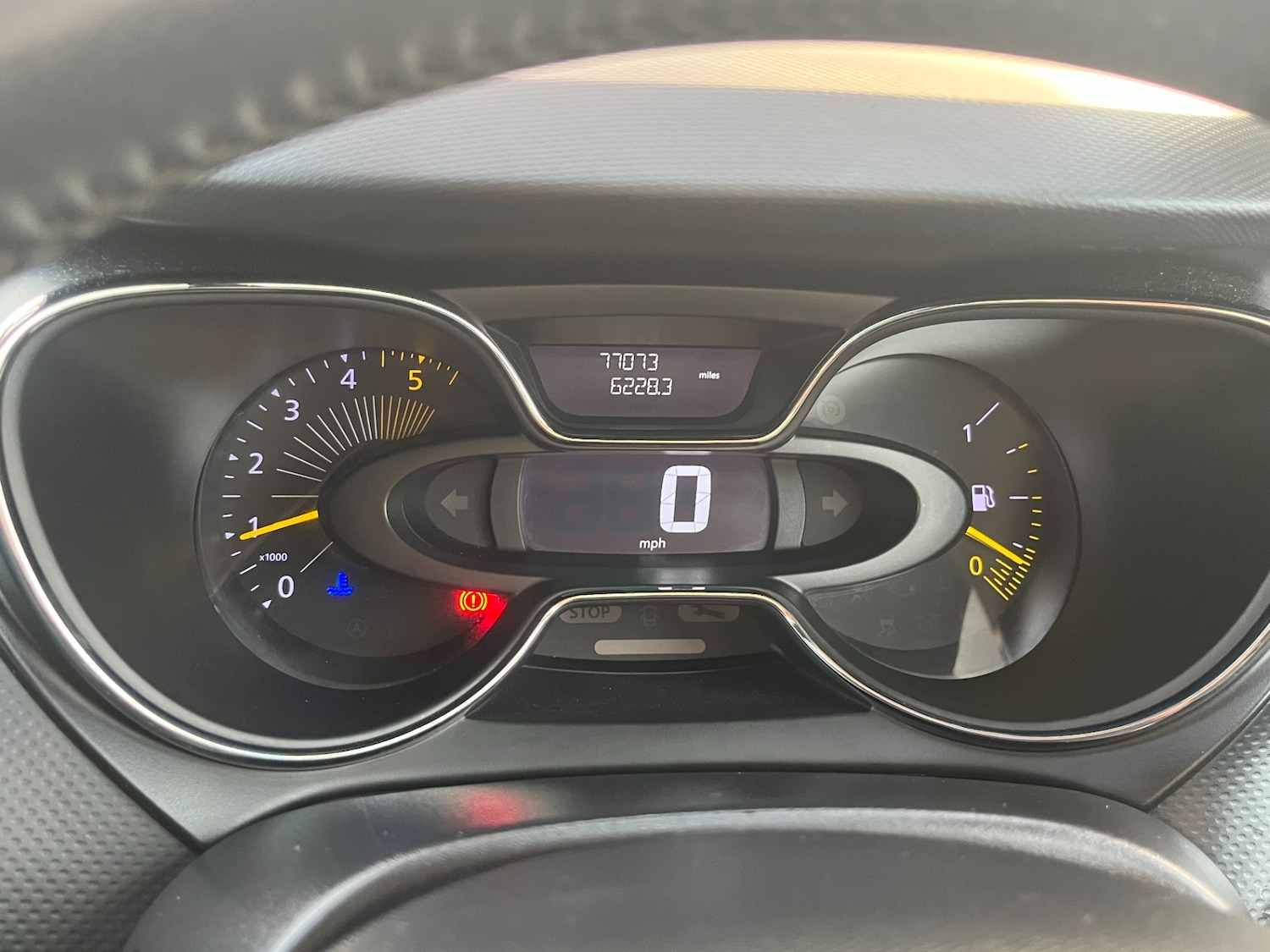 Used Renault Captur 2015 for sale - 77399369: Photo 29