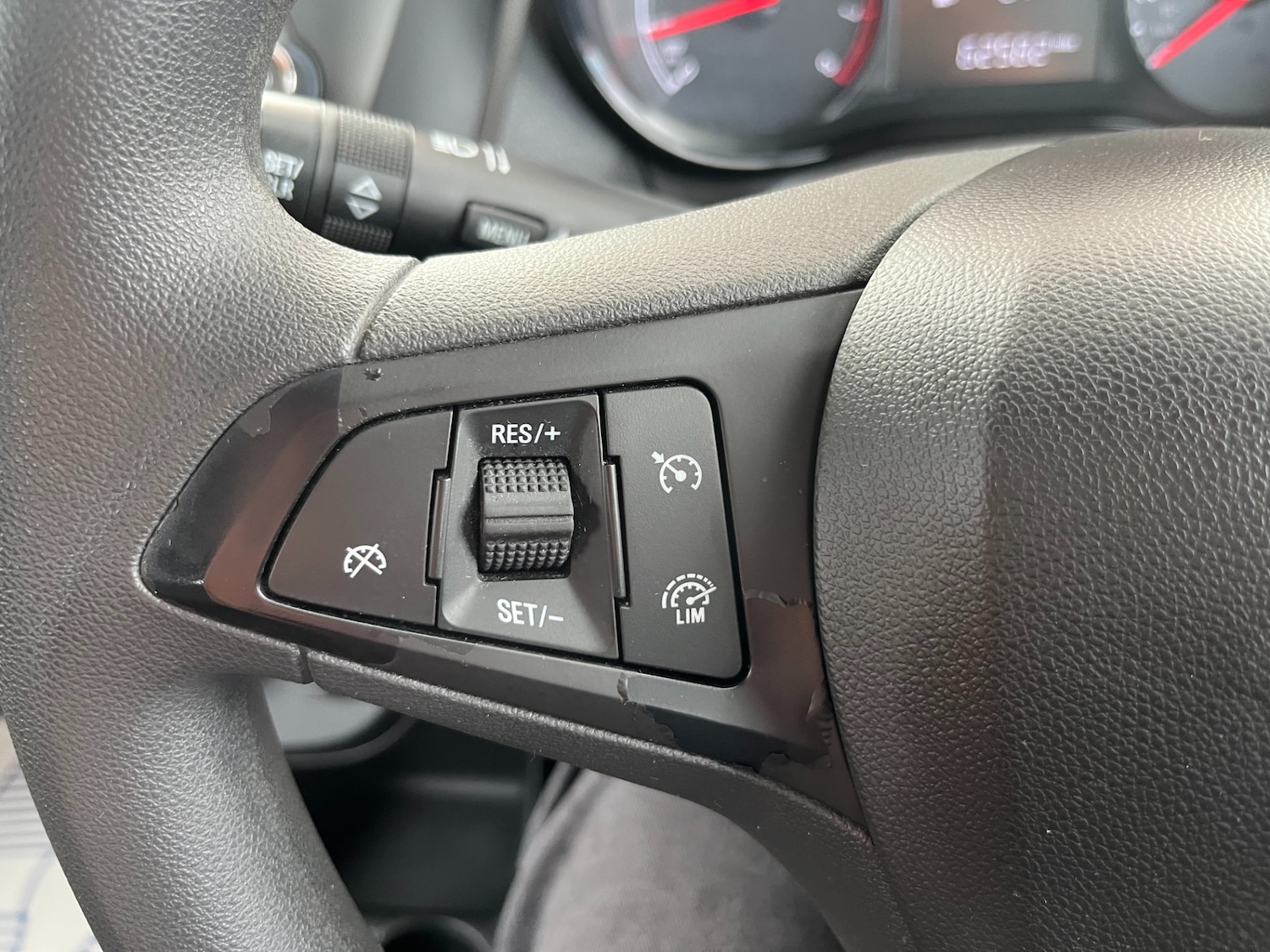 Used Vauxhall Viva 2017 for sale - 76384573: Photo 31