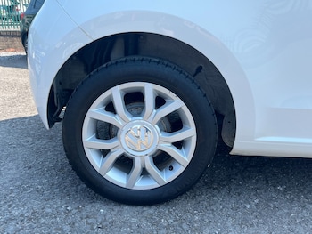 Used Volkswagen up! 2016 for sale - 78424031: Photo