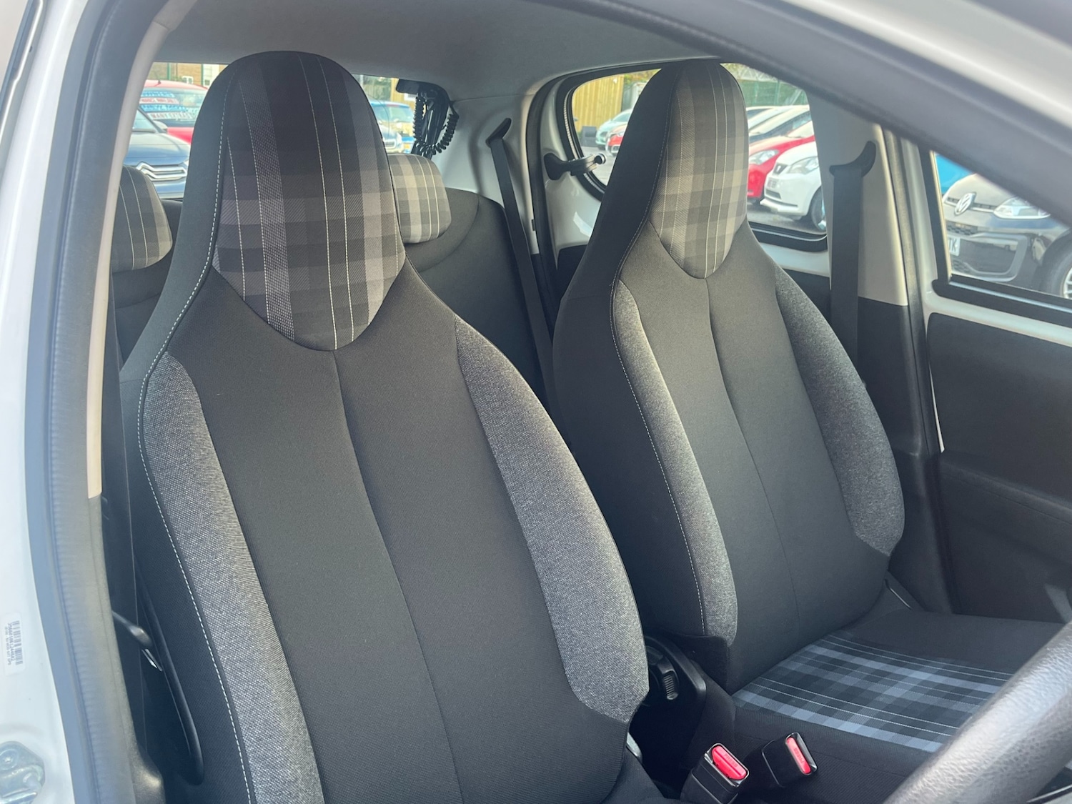 Used Peugeot 108 2018 for sale - 76224033: Photo 9