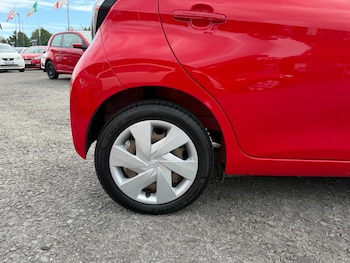 Used Toyota AYGO 2018 for sale - 79572060: Photo