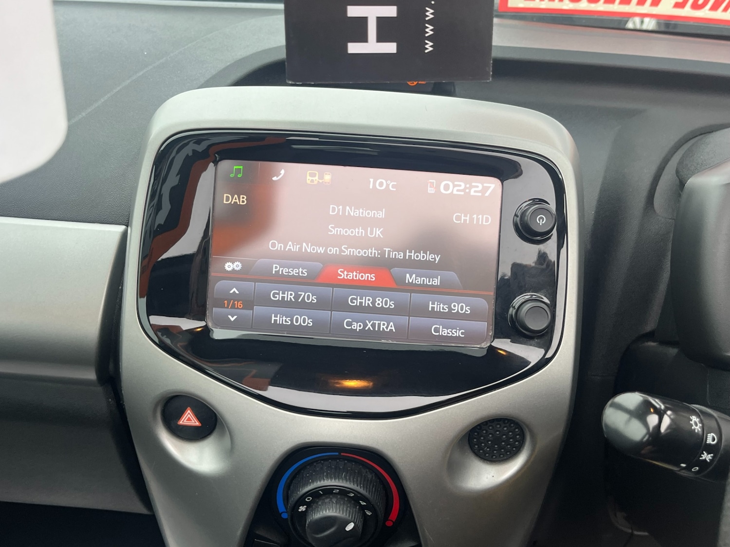 Used Peugeot 108 2015 for sale - 77339608: Photo 24