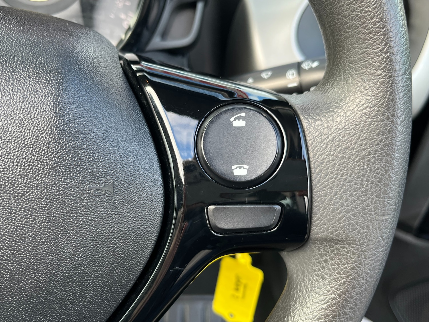 Used Peugeot 108 2015 for sale - 76594878: Photo 30