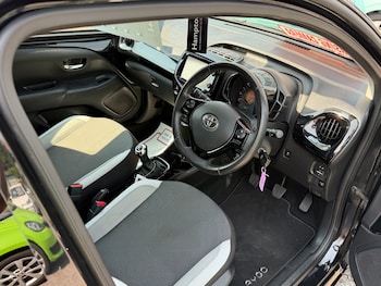 Used Toyota AYGO 2018 for sale - 79251642: Photo