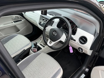 Used Volkswagen up! 2017 for sale - 79377698: Photo