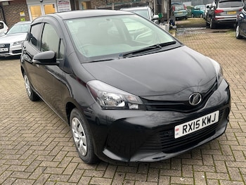 Used Toyota Vitz 2015 for sale - 78785876: Photo