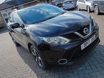 Used Nissan Qashqai 2017 for sale - 78785862: Photo