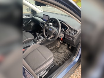 Used Ford Focus 2021 for sale - 78637337: Photo