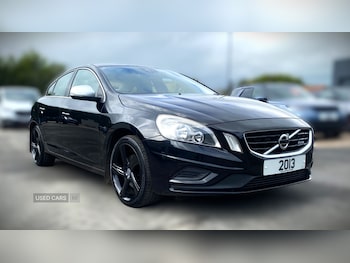 2013 - D2 [115] R DESIGN 4dr