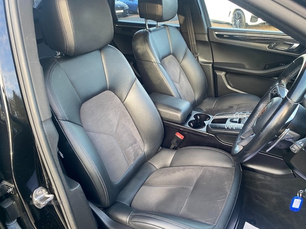Used Porsche Macan 2017 for sale - 71257812: Photo 12