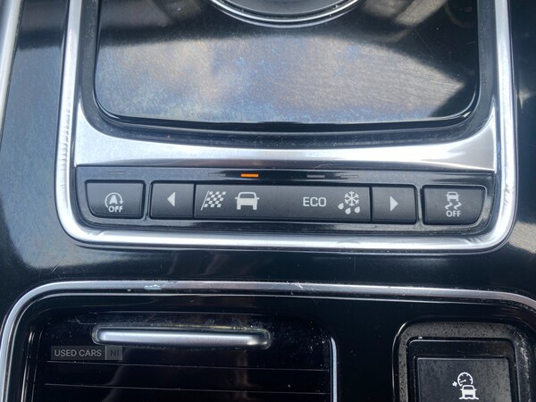 Used Jaguar XF 2017 for sale - 74852532: Photo 17