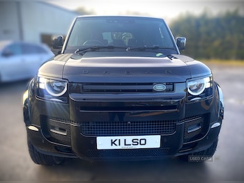 Used Land Rover Defender 2021 for sale - 76899917: Photo