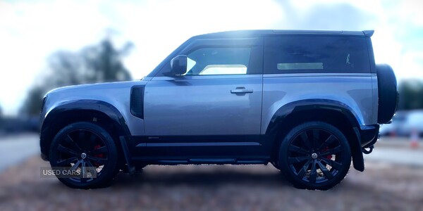 Used Land Rover Defender 2023 for sale - 77672390: Photo 11